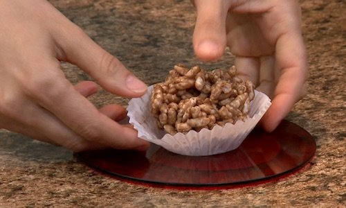 Bolinhas de flocos de arroz - saúde sobre a mesa